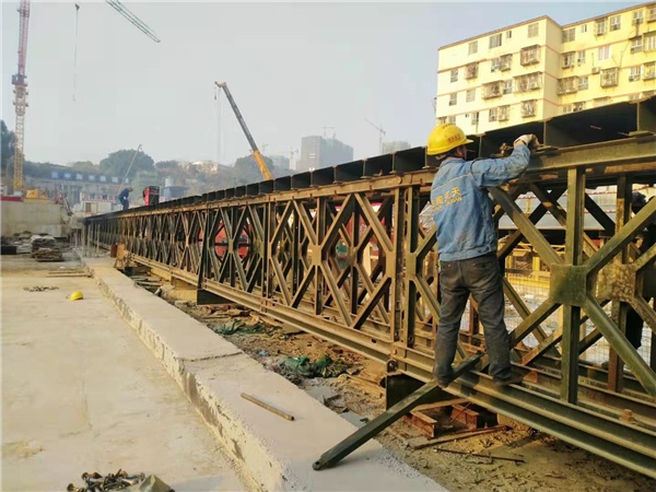 湖南拓天路橋工程機(jī)械有限公司,湖南路橋設(shè)施設(shè)計(jì),湖南路橋設(shè)施銷(xiāo)售,路橋建設(shè)